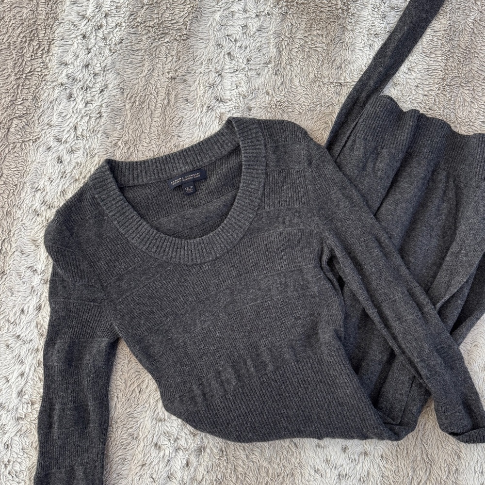 Banana Republic Charcoal Gray Scoop Neck Midi Dress